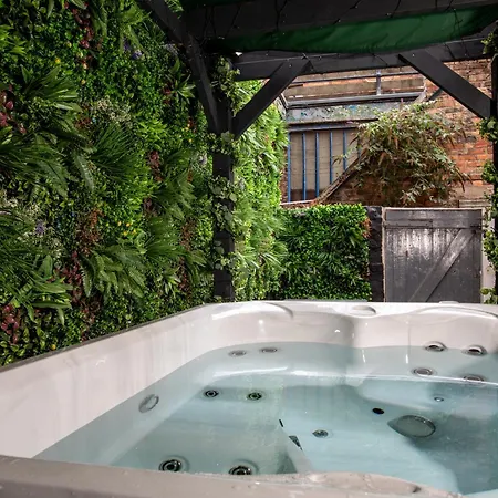 The Clifton Townhouse, 5bed With Hot Tub, King Bed * סקארבורו